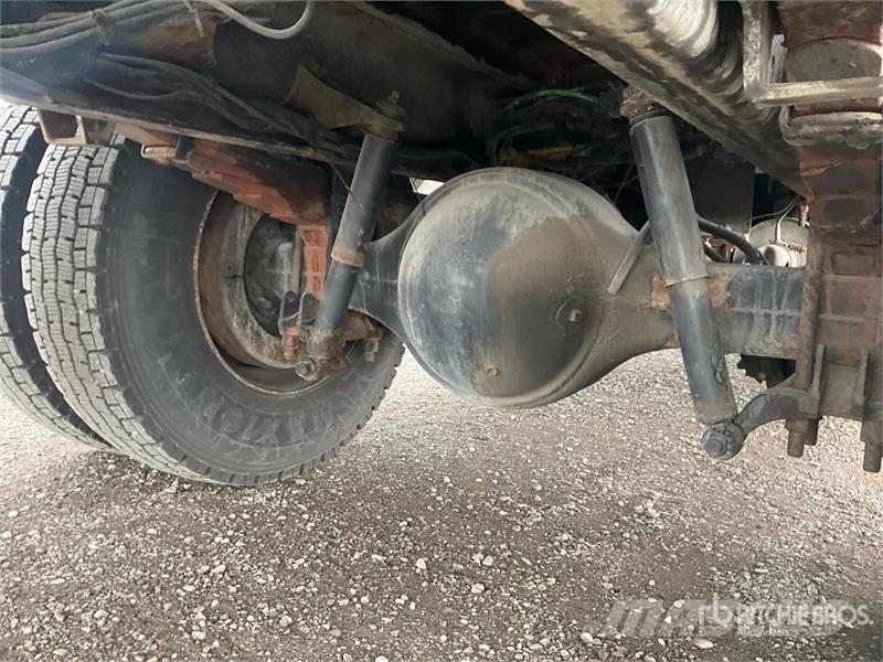 Freightliner M2 106 4x2 Van Truck Bakwagens met gesloten opbouw