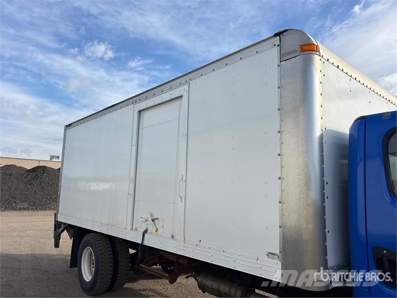 Freightliner M2 106 4x2 Van Truck Camiones caja cerrada