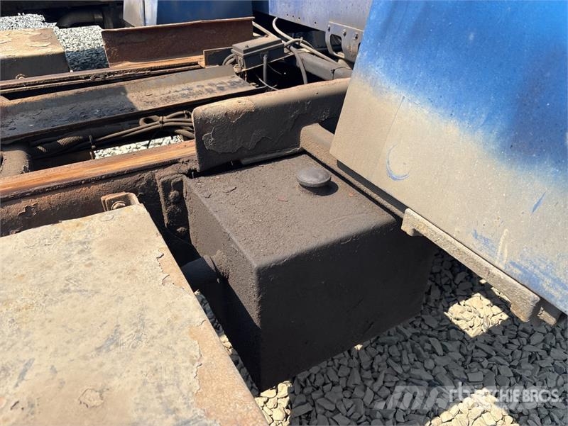 Freightliner M2 106 4x2 Extended Cab Rollback Truck Hinausautot