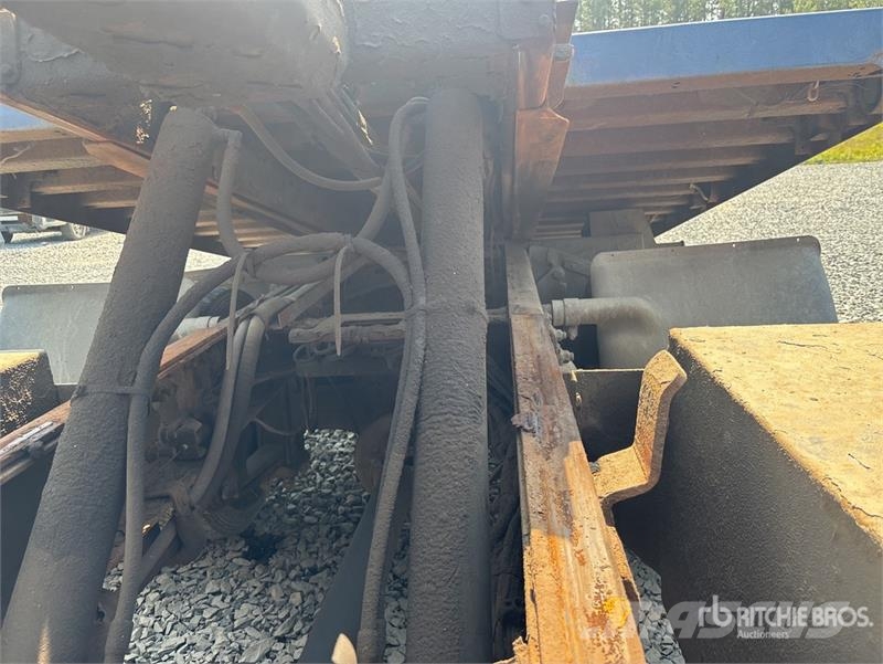 Freightliner M2 106 4x2 Extended Cab Rollback Truck Hinausautot