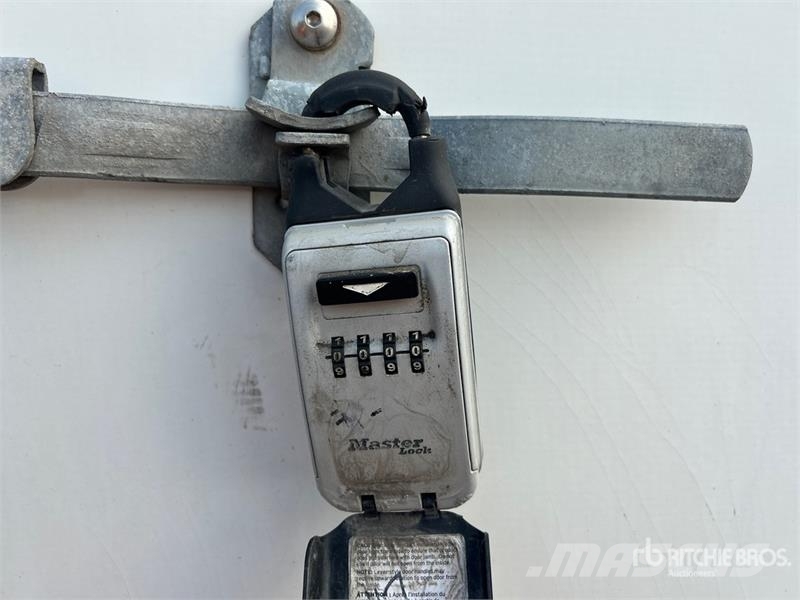 Freightliner M2 106 4x2 Van Truck 탑차 트럭