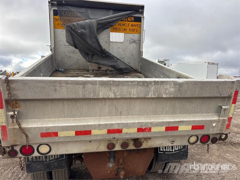 Freightliner M2 106 4x2 Crew Cab S/A Dump Truck Грузовики-Самосвалы
