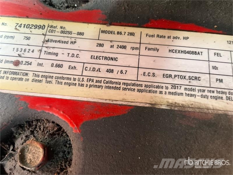 Freightliner M2 106 4x2 Van Truck Sanduk kamioni