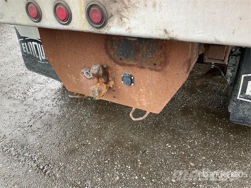 Freightliner M2 106 4x2 Crew Cab S/A Dump Truck Tipper trucks