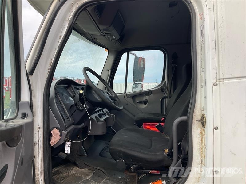 Freightliner M2 106 4x2 Crew Cab S/A Dump Truck Tipper trucks