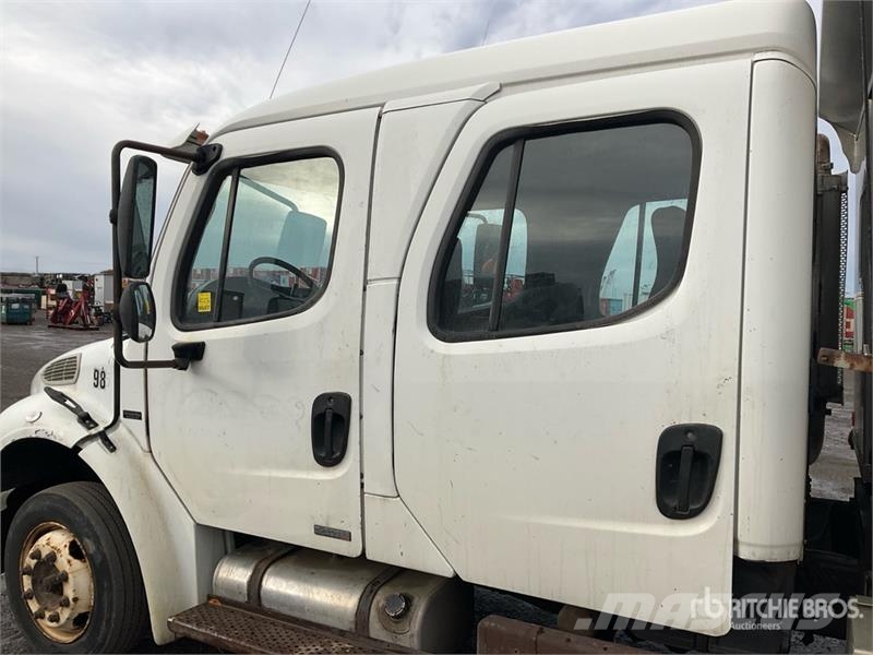 Freightliner M2 106 4x2 Crew Cab S/A Dump Truck Tipper trucks