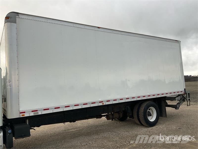 Freightliner M2 106 4x2 Van Truck Sanduk kamioni