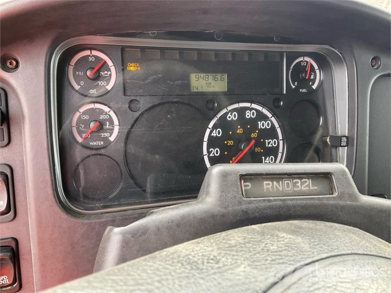Freightliner M2 106 4x2 Crew Cab S/A Dump Truck Tipper trucks