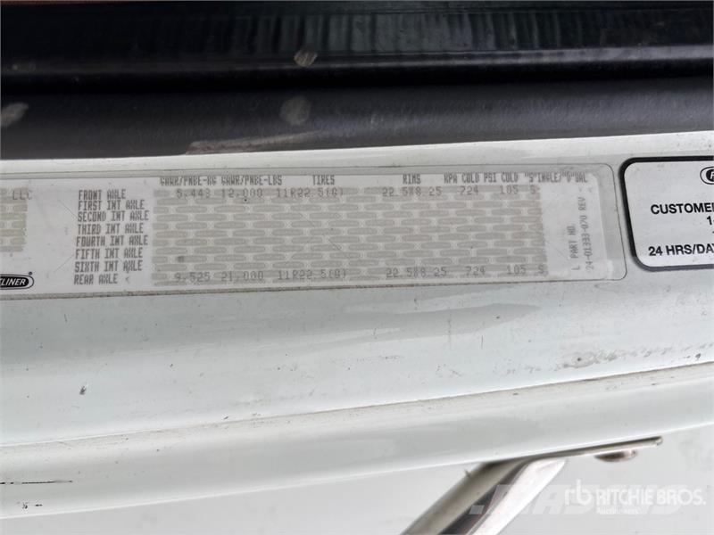 Freightliner M2 106 4x2 Van Truck Furgoonautod