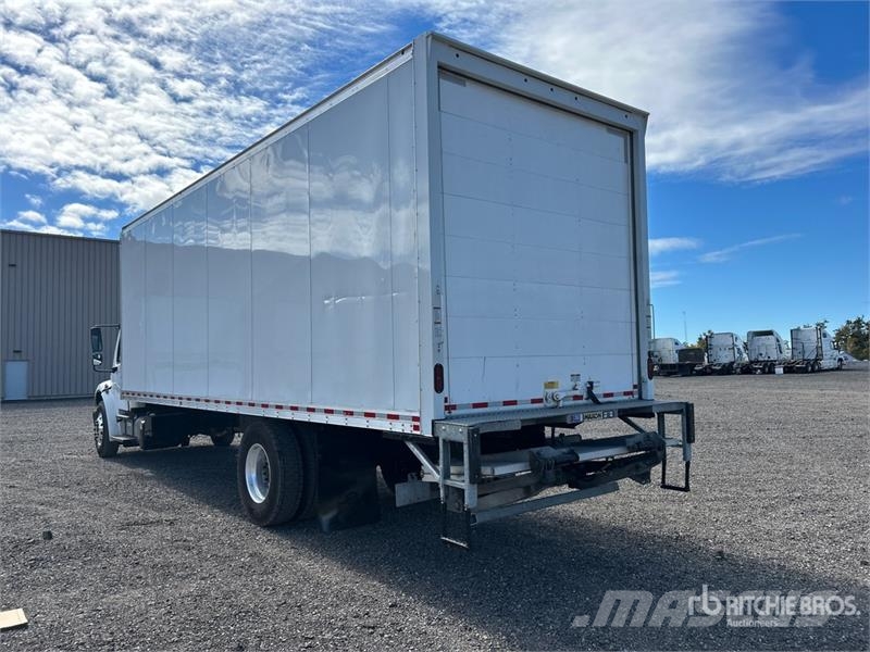 Freightliner M2 106 4x2 Van Truck Sanduk kamioni