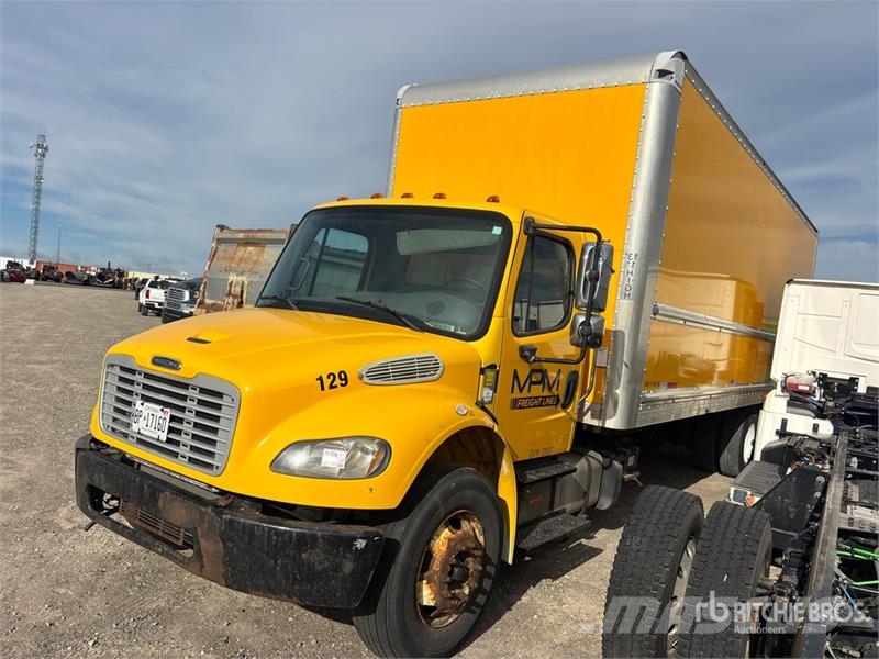 Freightliner M2 106 4x2 Van Truck Furgoonautod