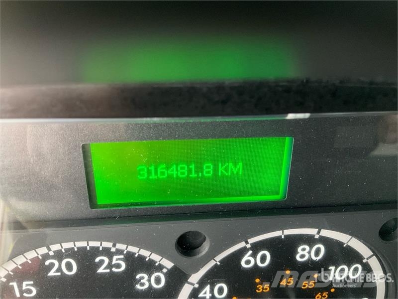 Freightliner M2 106 4x2 Van Truck Sanduk kamioni