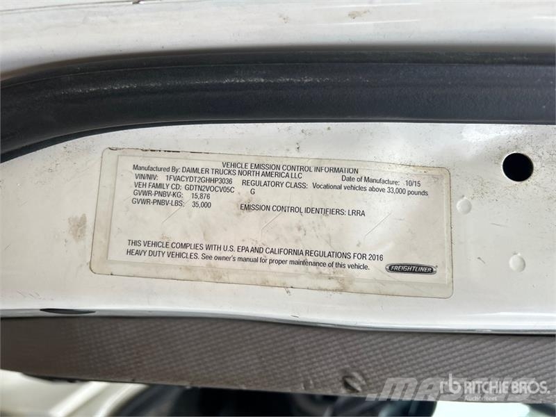 Freightliner M2 106 4x2 Van Truck Samochody ciężarowe ze skrzynią zamkniętą