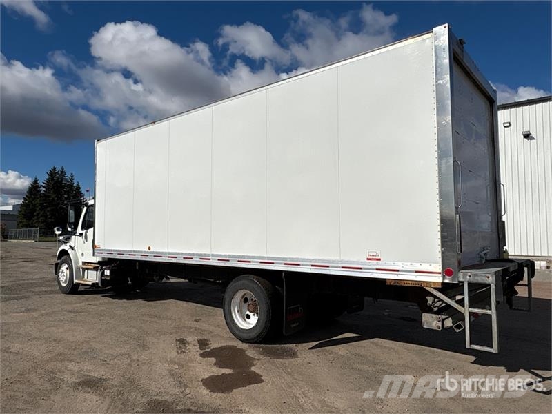 Freightliner M2 106 4x2 Standard commercial box/van truck Van T Sanduk kamioni