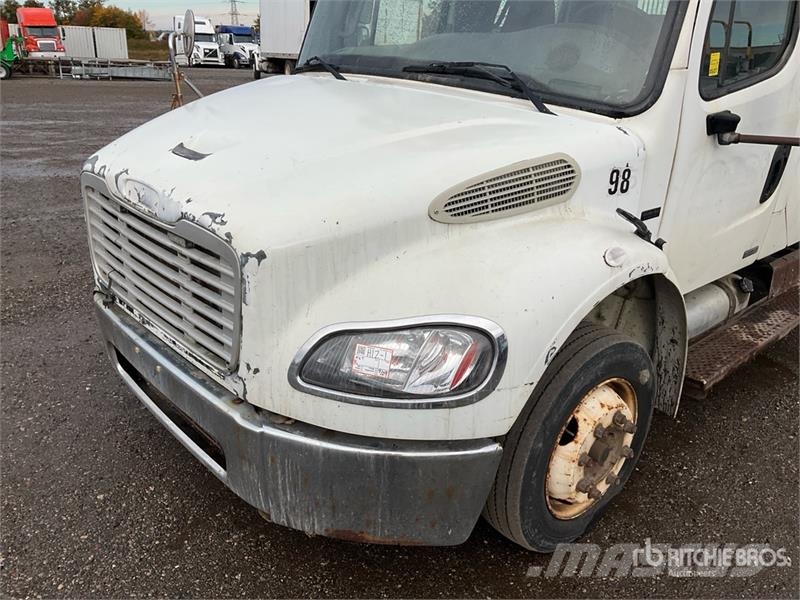 Freightliner M2 106 4x2 Crew Cab S/A Dump Truck Tipper trucks