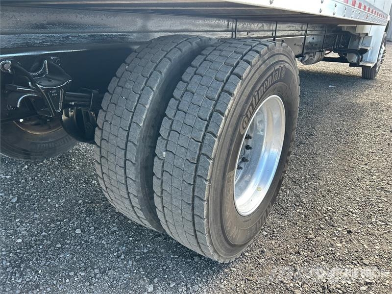 Freightliner M2 106 4x2 Van Truck Sanduk kamioni