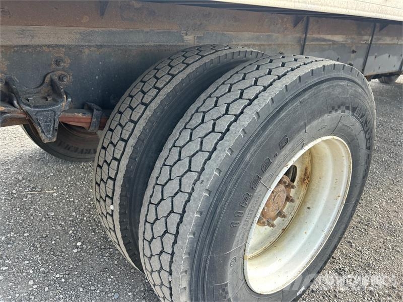 Freightliner M2 106 4x2 Van Truck 탑차 트럭