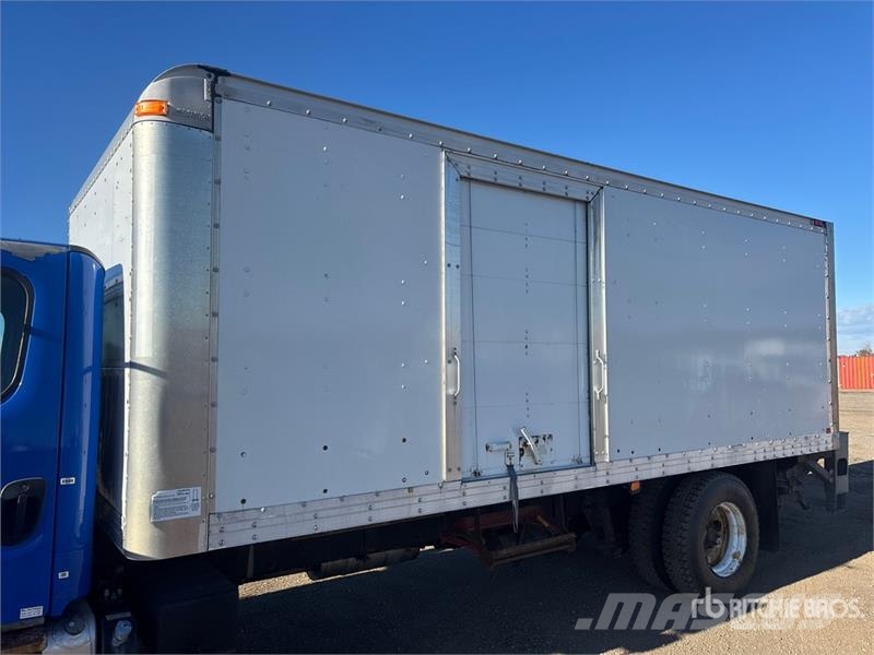 Freightliner M2 106 4x2 Van Truck Kofferaufbau