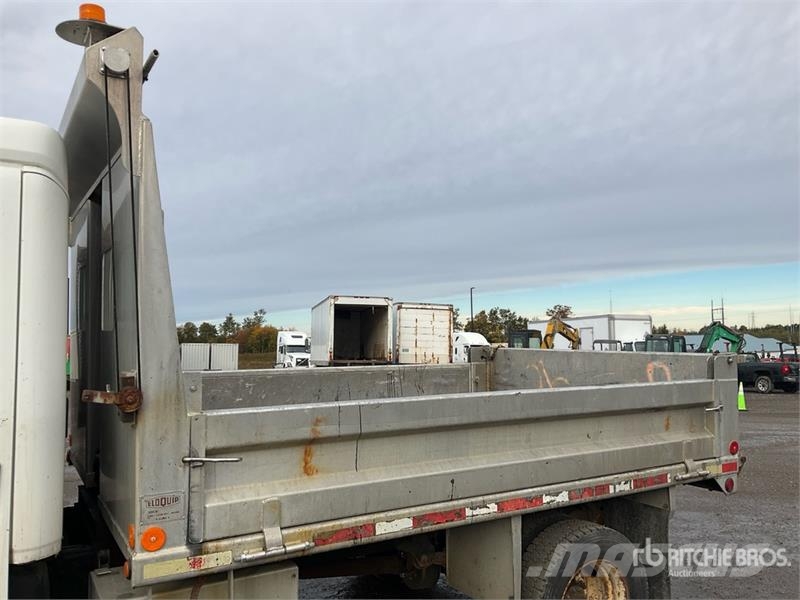Freightliner M2 106 4x2 Crew Cab S/A Dump Truck Tipper trucks