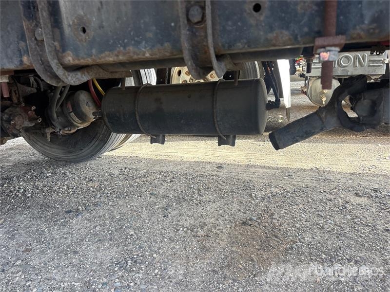 Freightliner M2 106 4x2 Van Truck Furgoonautod