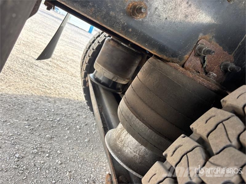 Freightliner M2 106 4x2 Van Truck Camiones caja cerrada