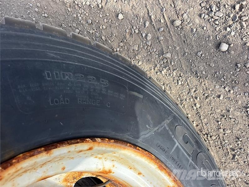 Freightliner M2 106 4x2 Van Truck Camiones caja cerrada