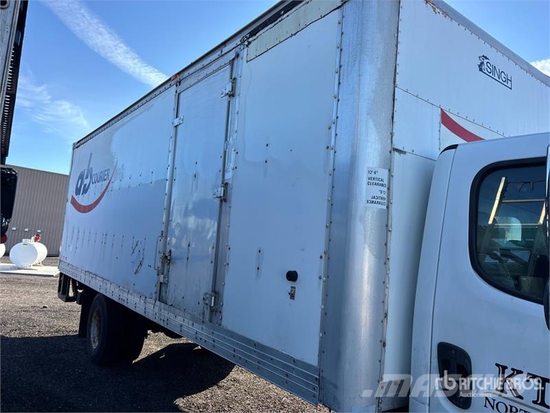 Freightliner M2 106 4x2 Van Truck Sunkvežimiai su dengtu kėbulu