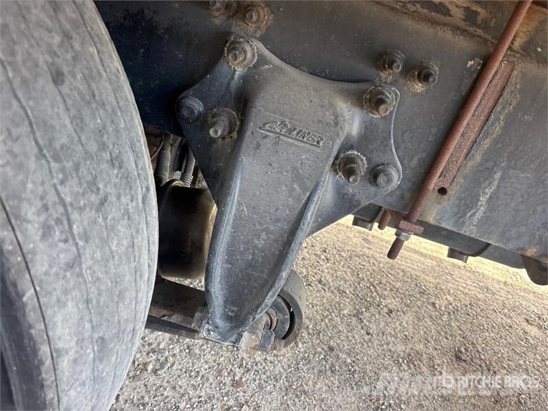 Freightliner M2 106 4x2 Van Truck Furgoonautod