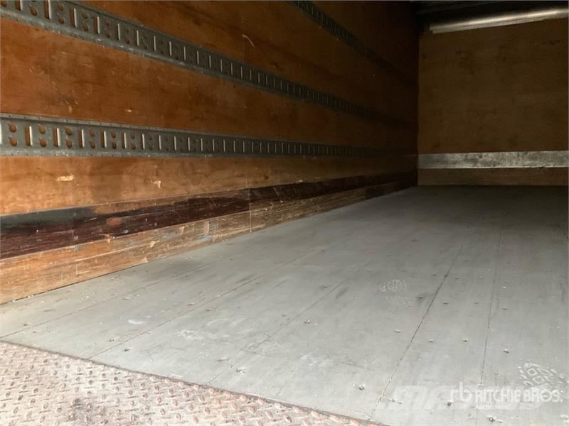 Freightliner M2 106 4x2 Van Truck Sanduk kamioni