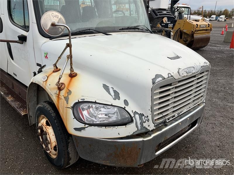 Freightliner M2 106 4x2 Crew Cab S/A Dump Truck Tipper trucks