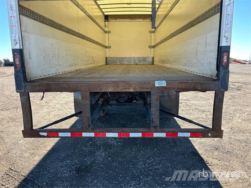 Freightliner M2 106 4x2 Van Truck Фургони