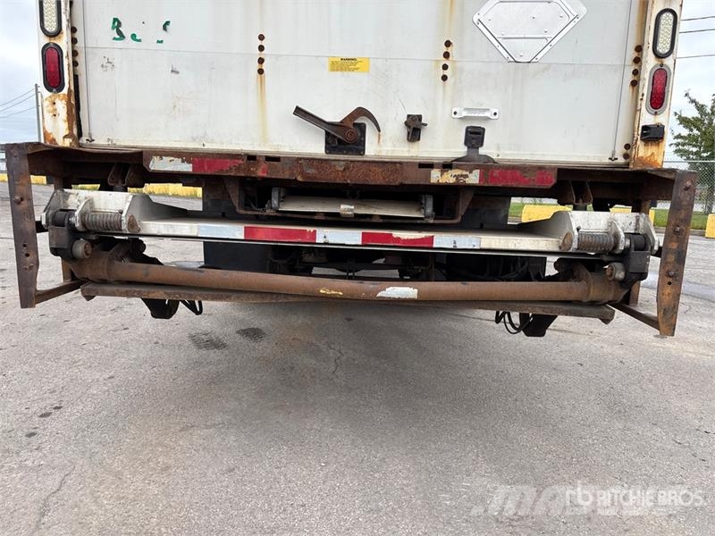 Freightliner M2 106 4x2 Van Truck Furgoonautod