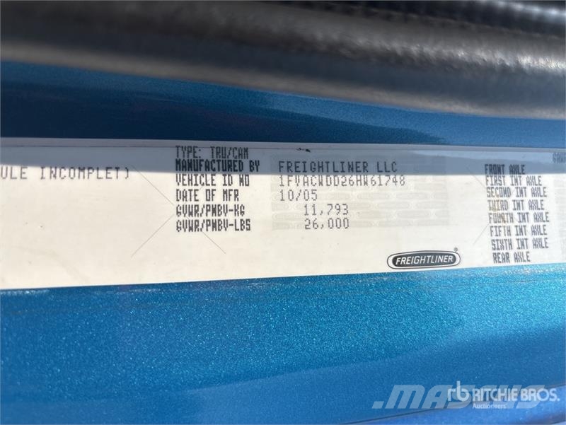 Freightliner M2 106 4x2 Extended Cab Rollback Truck Hinausautot