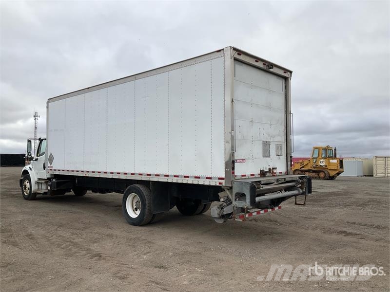 Freightliner M2 106 4x2 Van Truck 貨箱式卡車