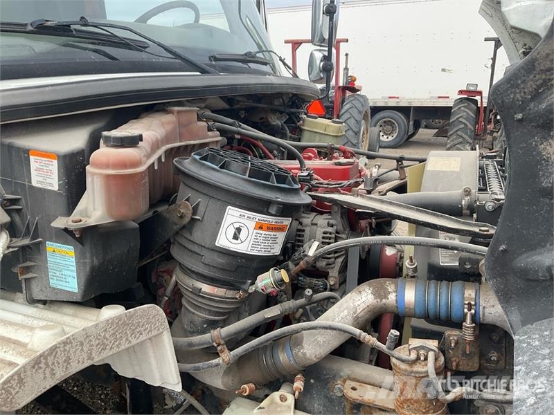 Freightliner M2 106 4x2 Van Truck Sanduk kamioni