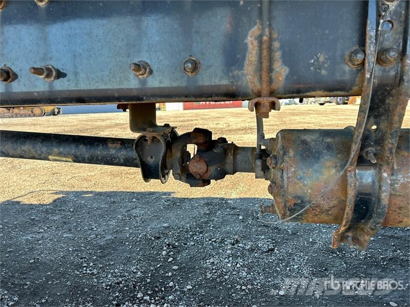 Freightliner M2 106 4x2 Van Truck Фургони