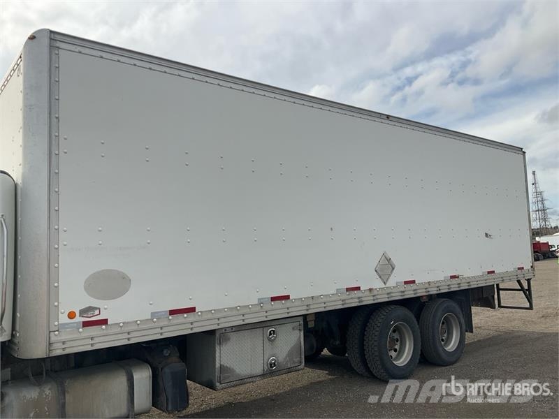 Freightliner M2 106 6x4 Van Truck Sanduk kamioni