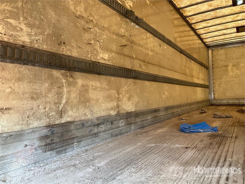 Freightliner M2 106 6x4 Van Truck Sanduk kamioni