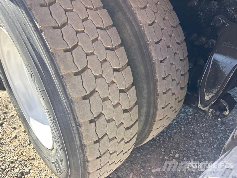 Freightliner M2 106 6x4 Van Truck Dobozos teherautók