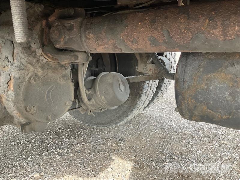 Freightliner M2 106 6x4 Van Truck Sanduk kamioni