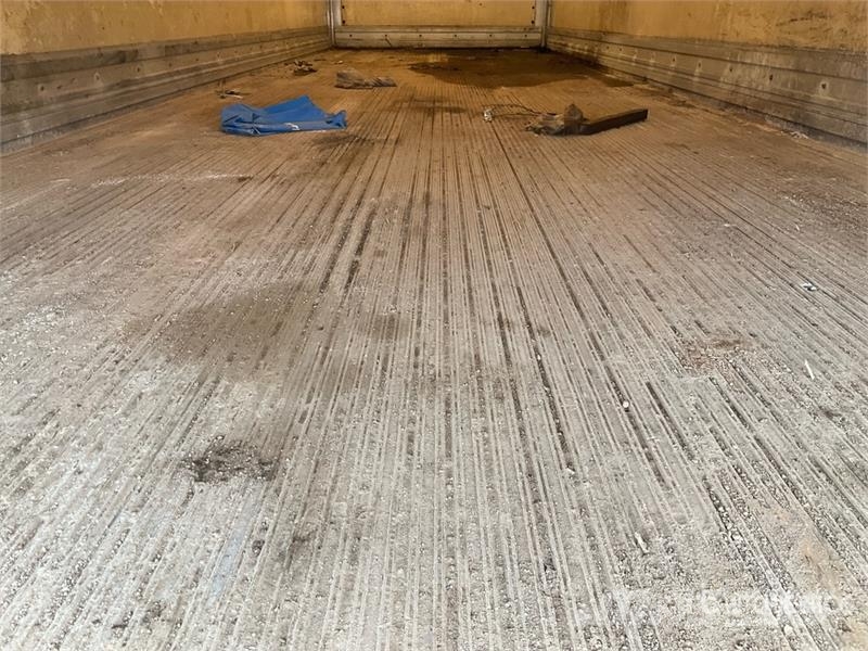 Freightliner M2 106 6x4 Van Truck Sanduk kamioni