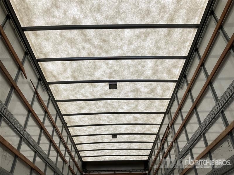 Freightliner M2 106 6x4 Van Truck Box trucks