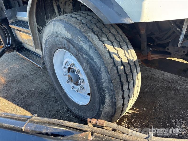 Freightliner M2 106 6x4 Snow Plow Truck Visuotinės / bendrosios paskirties automobiliai
