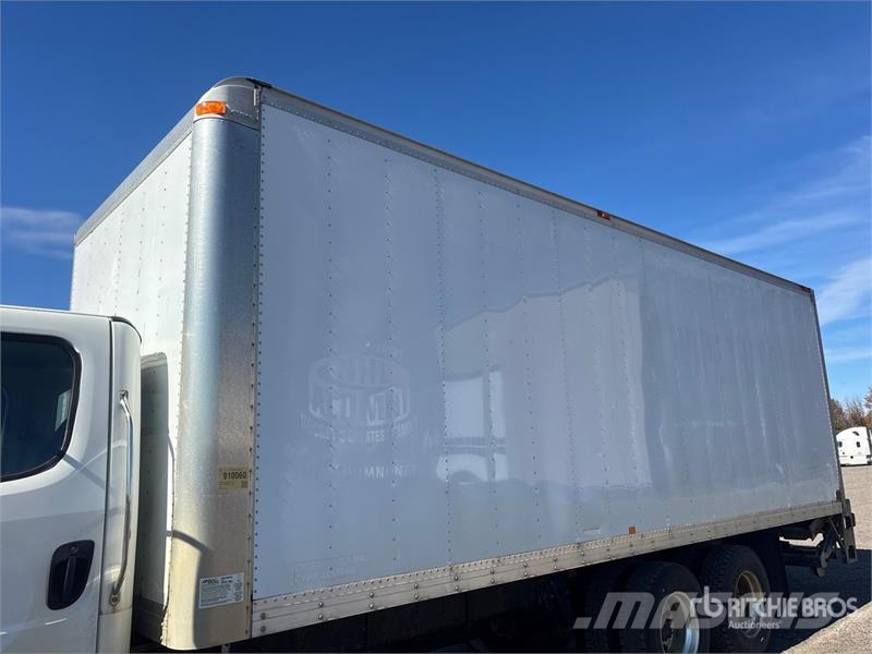 Freightliner M2 106 6x4 Van Truck Dobozos teherautók
