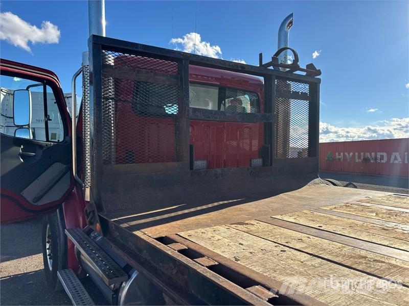 Freightliner M2 112 Скиповые погрузчики