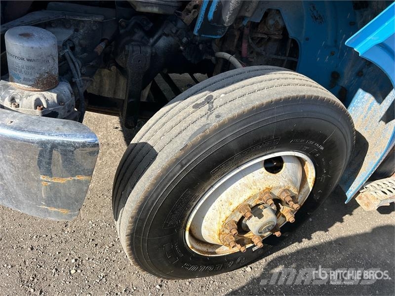 Freightliner M2 112 Truck Tractor Units