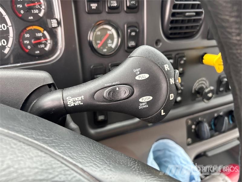 Freightliner M2 112 Camion cassonati