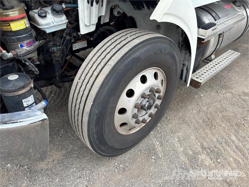 Freightliner M2 112 Camion cassonati
