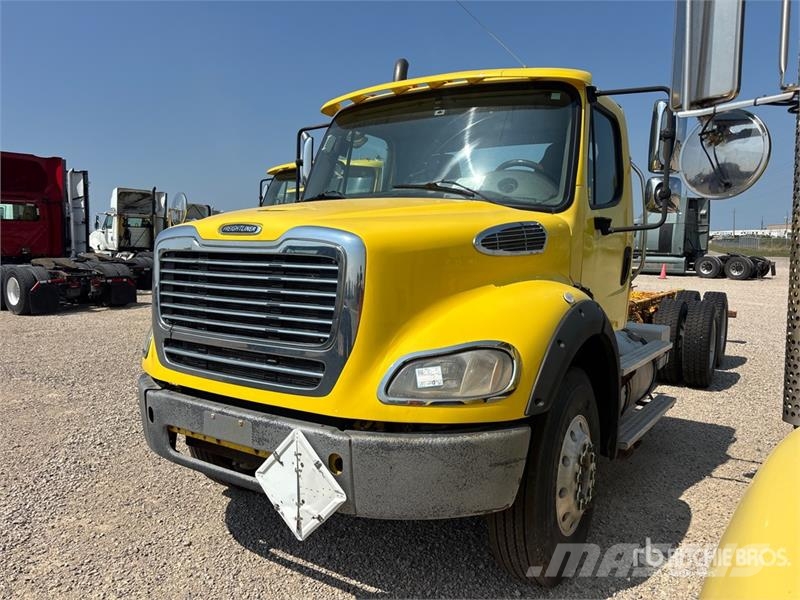 Freightliner M2 112 Kabīnes un interjers