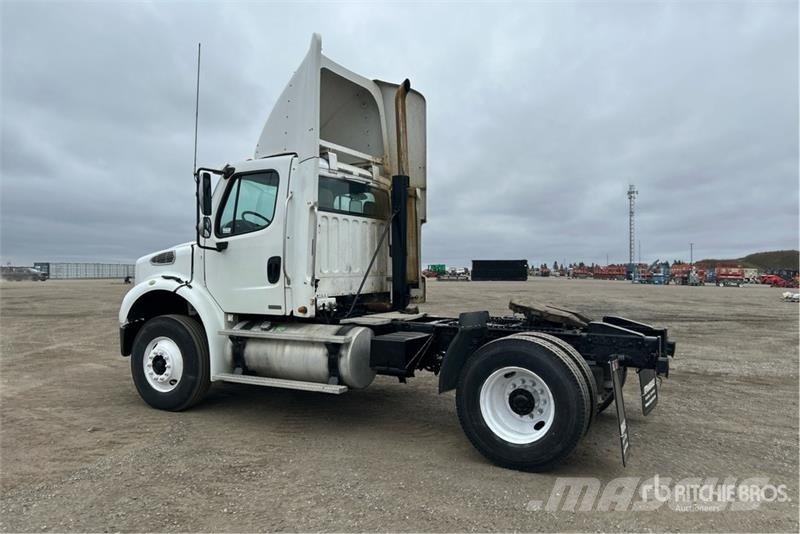 Freightliner M2 112 Nyergesvontatók